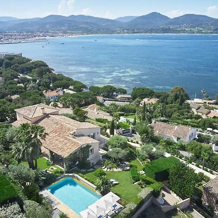 Blue Med Villa
