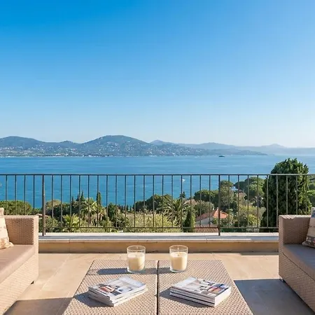 Vila Blue Med *